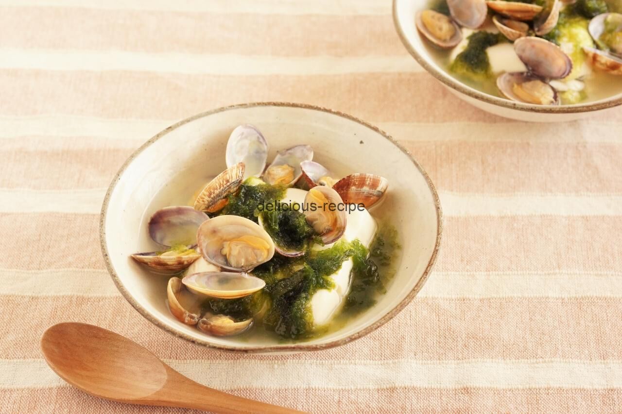 香りが立つ　あおさ海苔のあさり豆腐